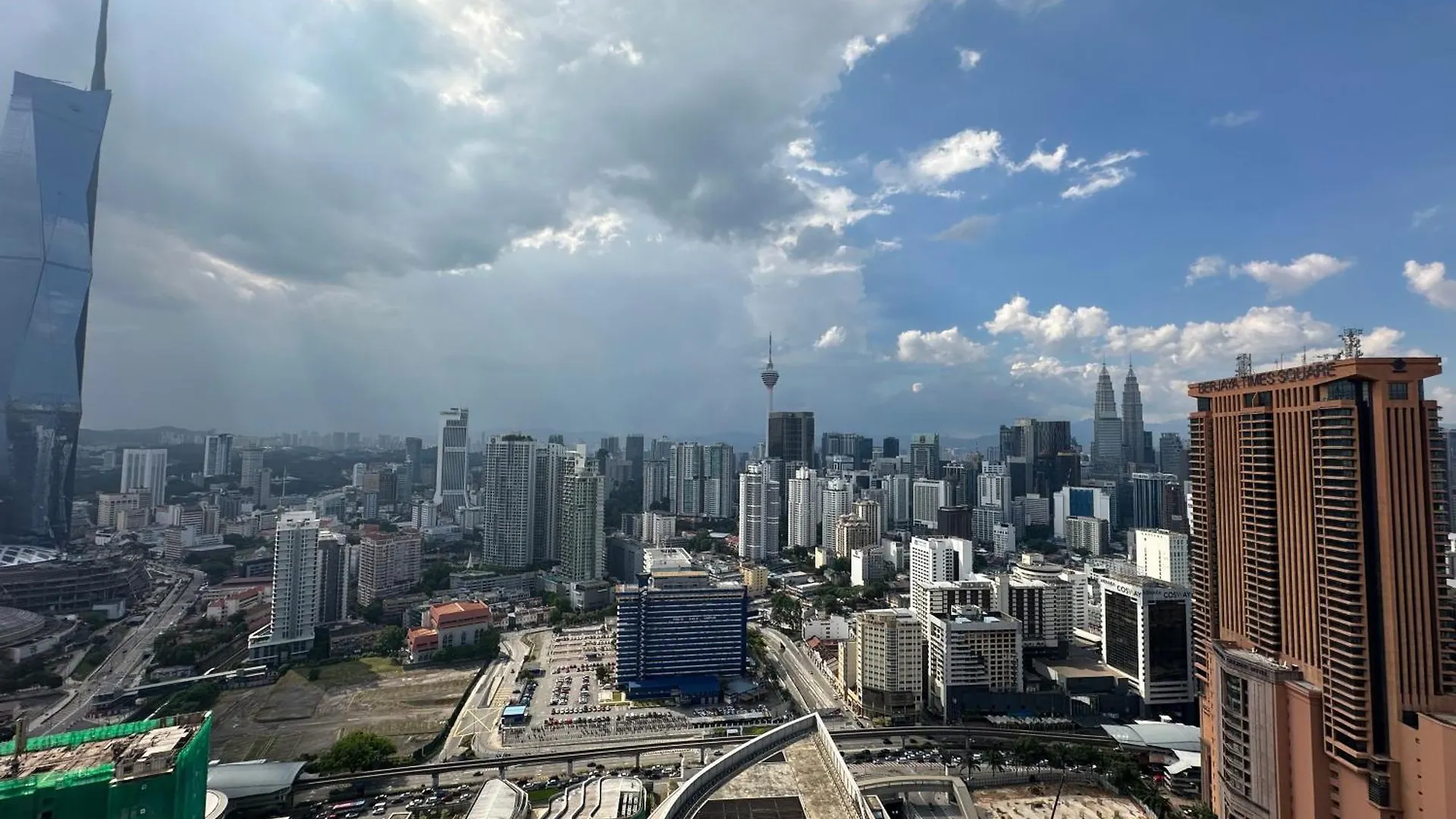 Smart Home Lucentia Resident Bbcc Lalaport Kuala Lumpur Lejlighed