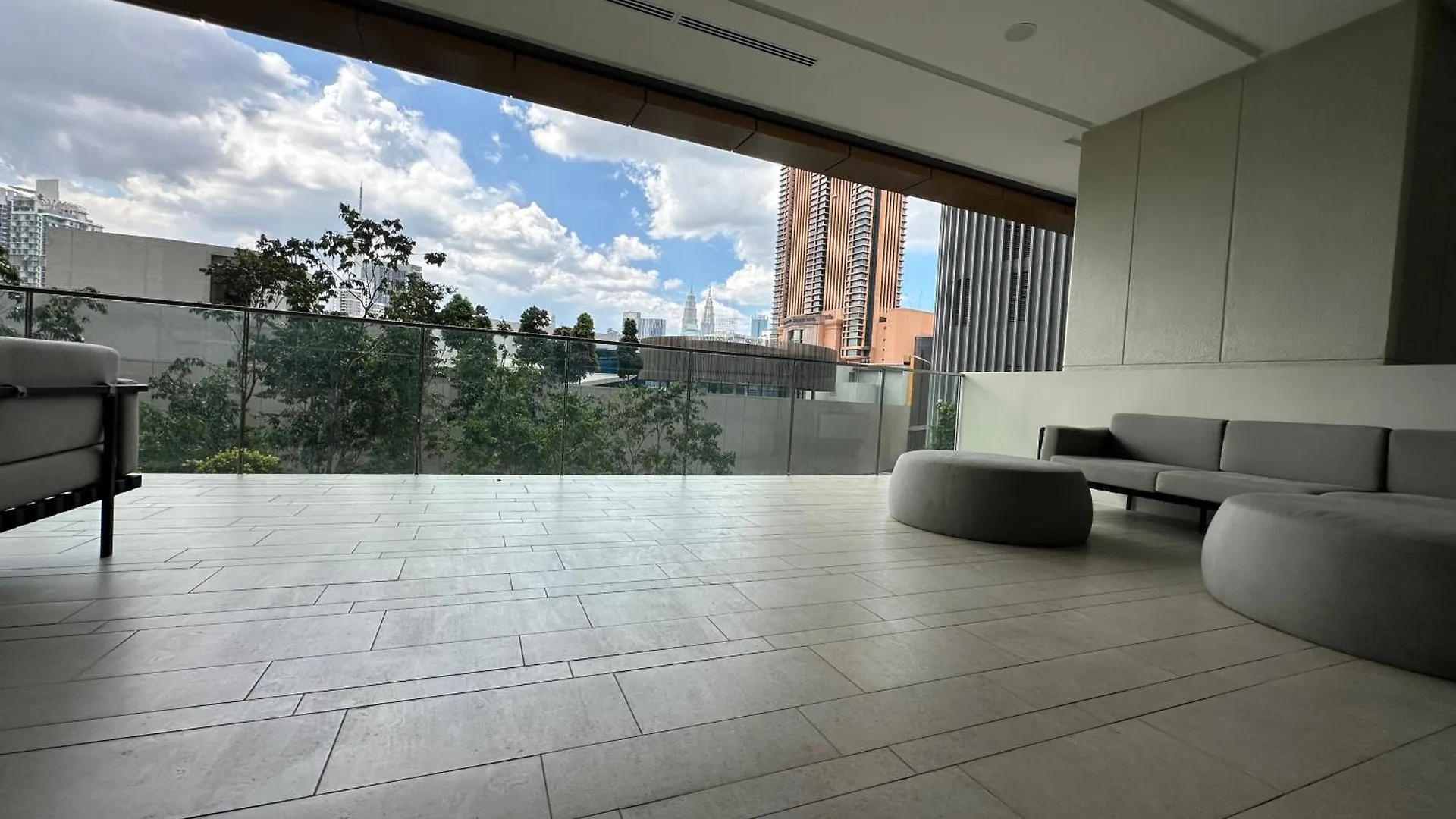Smart Home Lucentia Resident Bbcc Lalaport 吉隆坡 0*,  马来西亚